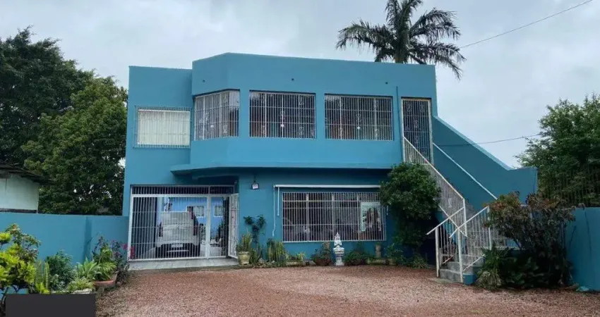 Casa com 2 quartos à venda na Avenida da Serraria, 1207, Espírito Santo, Porto Alegre