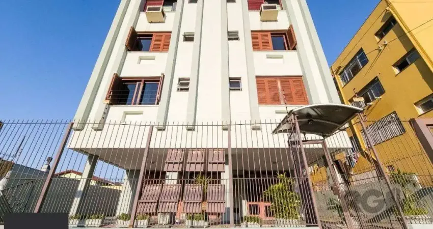 Cobertura, 2 quartos, 1 suite, dependência de empregada, 1 vaga de garagem, bairro Partenon