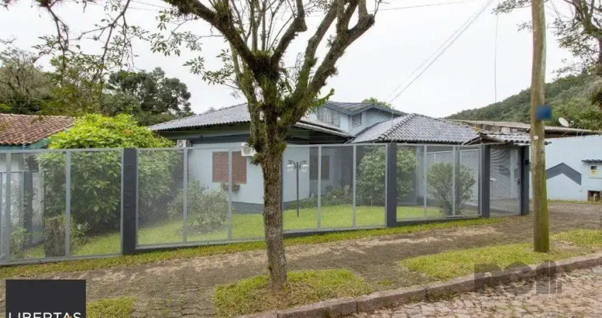 Casa com 3 quartos à venda na Rua Júlio Dias de Souza, 95, Aberta dos Morros, Porto Alegre