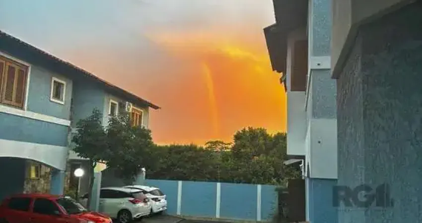 Casa Condominio para Venda - 122.43m², 3 dormitórios, sendo 1 suites, 2 vagas - Cristal