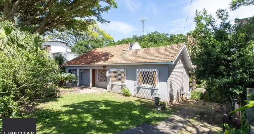 Casa com 4 quartos à venda na Rua dos Guaranis, 390, Espírito Santo, Porto Alegre