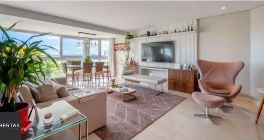 Apartamento Garden à venda com 3 dormitórios, 150m² e 2 vagas no bairro Cristal, Zona Sul de Porto Alegre