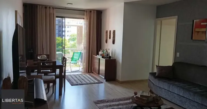 Apartamento térreo com 3 dormitórios e 2 vagas no Bairro Cristo Redentor