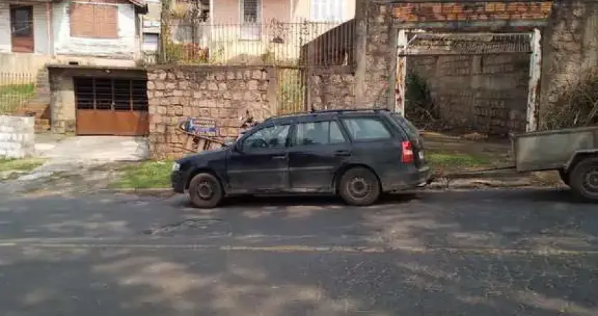 Excelente Terreno desocupado Localização Previlegiada. ´Ótimo preço!