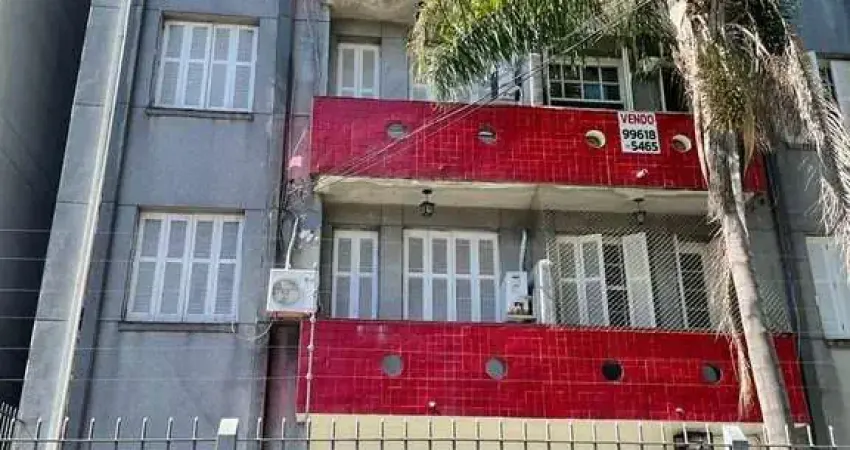 Compre na Rua Santana, 47.6m², 2 dormitórios,quase esquina Ipiranga