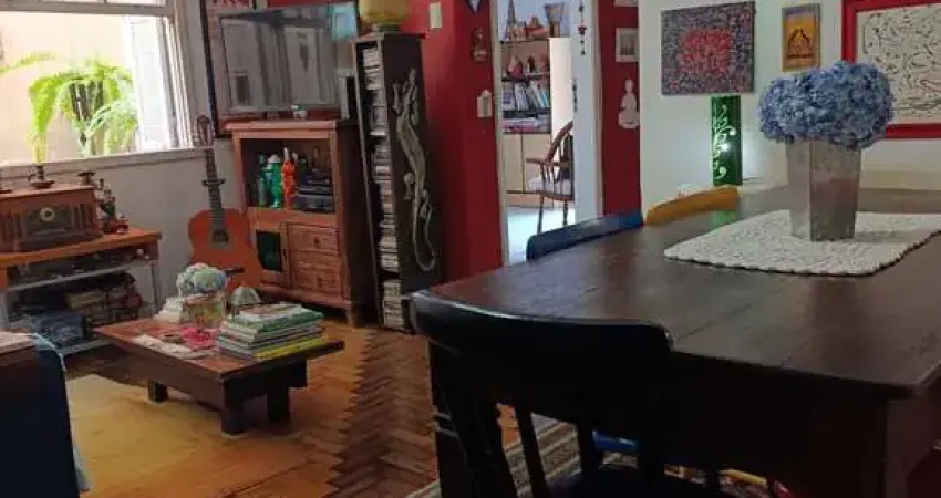 Apartamento térreo de 2 dormitórios no bairro Moinhos de Vento