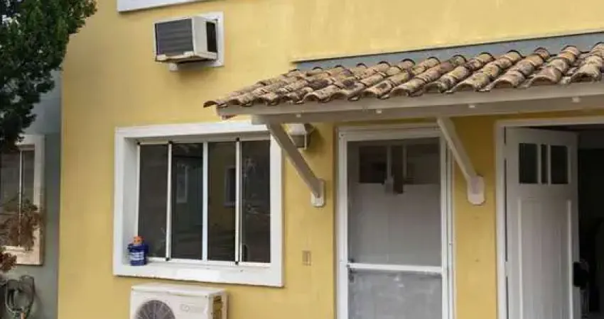 Casa com 2 quartos à venda na Avenida Faria Lobato, 1120, Sarandi, Porto Alegre