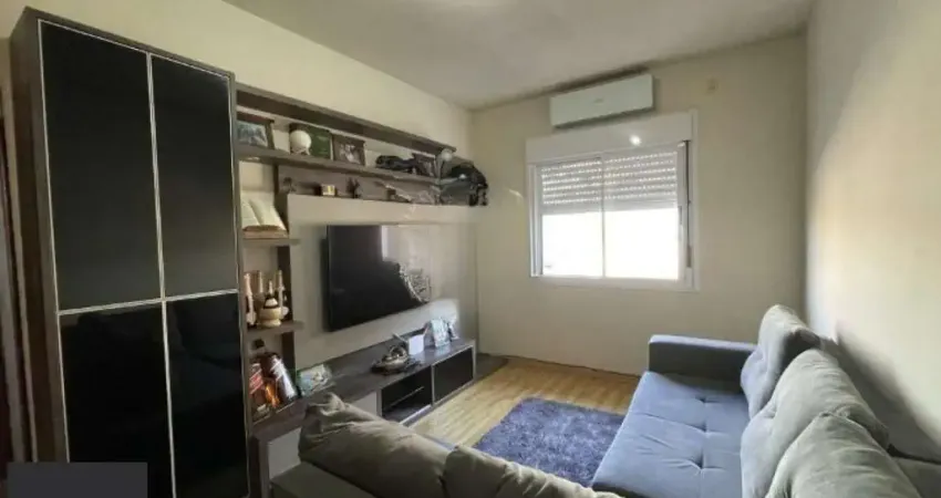 Casa geminada com 3 quartos, vaga de garagem e sacada no bairro Jardim Sabara