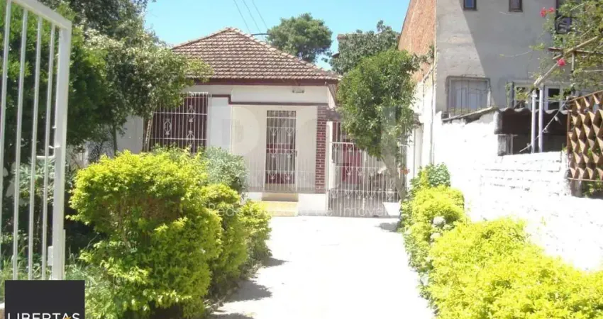 Casa com 2 quartos à venda na Avenida Ipê, 280, Vila Jardim, Porto Alegre