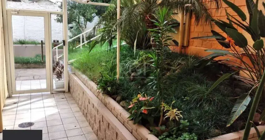 Apartamento com 2 dormitórios, no bairro Cristal, Porto Alegre/RS