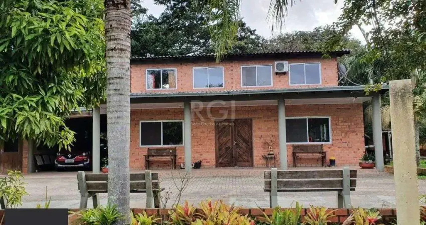 Chácara / sítio com 3 quartos à venda na Rua dos Araçás, 184, São Caetano, Porto Alegre