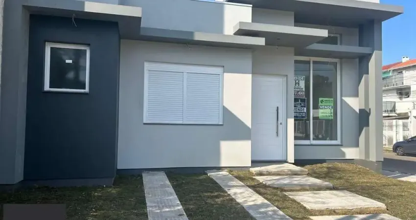 Casa com 3 quartos à venda na Rua Canísio Binsfeld, 11, Hípica, Porto Alegre