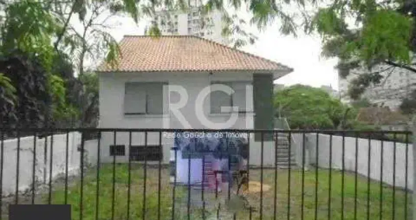 Casa com 3 quartos à venda na Avenida João Wallig, 469, Passo da Areia, Porto Alegre