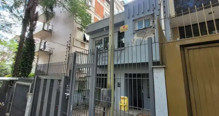 Casa 4 quartos reformada na Rua Andre Poente, residencial com potencial para comercial Próximo Hospital Moinhos de Vento