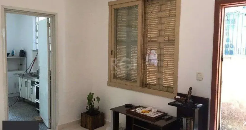 Casa com 1 quarto à venda na Avenida Pernambuco, 2741, Floresta, Porto Alegre