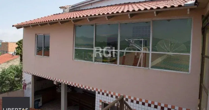 Casa para Venda - 900m², 5 dormitórios, sendo 2 suites, 5 vagas - Vila Nova