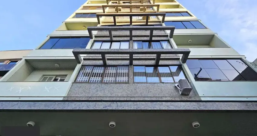 Apartamento 3 dormitórios de frente com vista e elevador no Moinhos de Vento