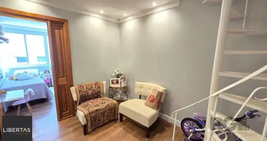 Cobertura de 90m² - 3 dormitórios, 2 banheiros, terraço com churrasqueira e 1 vaga de garagem no Bom Jesus