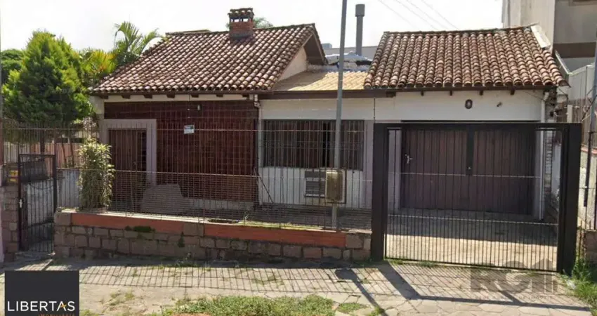 Casa com 3 quartos à venda na Rua Barão do Amazonas, 3093, Partenon, Porto Alegre