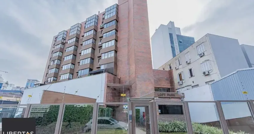 Apartamento de um quarto e duas vagas de garagem no bairro Independência