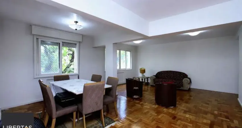 Vende-se apartamento com 3 quartos (1 suíte), 104 m² e 1 vaga – Moinhos de Vento