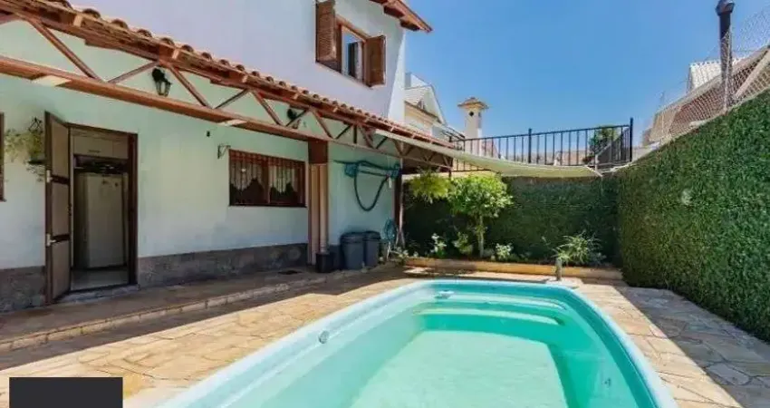 Casa com 4 dormitórios à venda, 245 m² por R$ 799.000,00 - Sarandi - Porto Alegre/RS