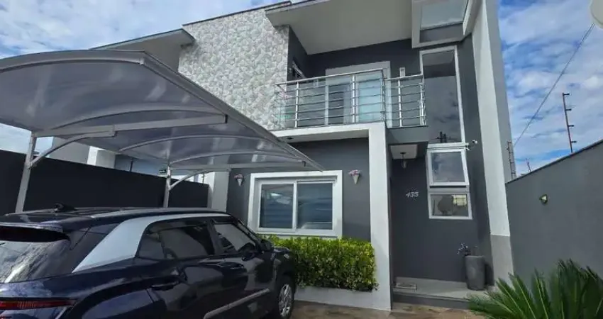 Excelente casa alto padrão, mobiliada no bairro Igara em Canoas.