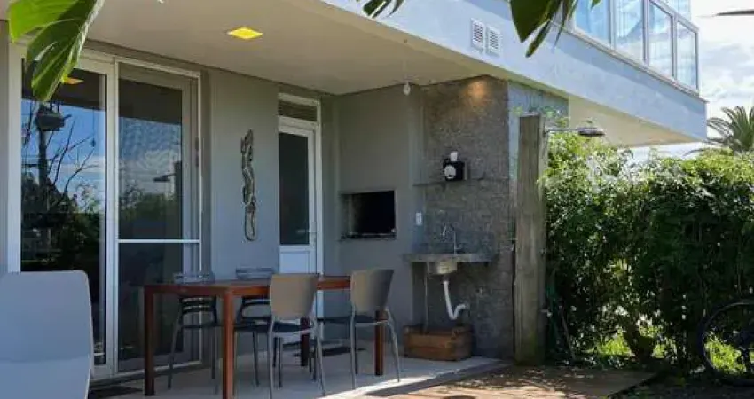 Loft Mobiliado com Espaço Gourmet no Rossi Atlântida – Conforto e Luxo à Beira-Mar!