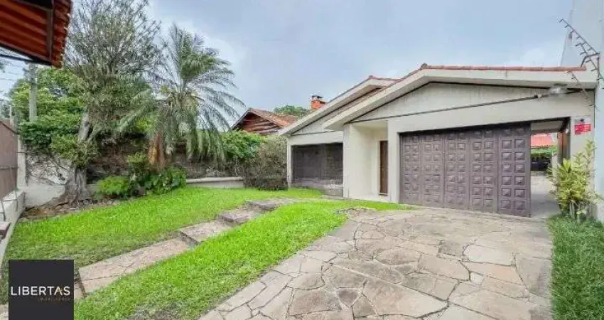 Casa de 3 dormitórios, 1 suíte e 3 vagas de garagem, bairro Ipanema.