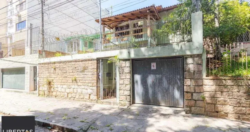 Casa com 3 quartos à venda na Avenida Carneiro da Fontoura, 357, Jardim São Pedro, Porto Alegre