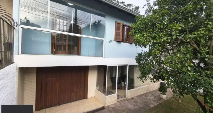 Casa com 4 quartos à venda na Avenida Juca Batista, 2924, Hípica, Porto Alegre