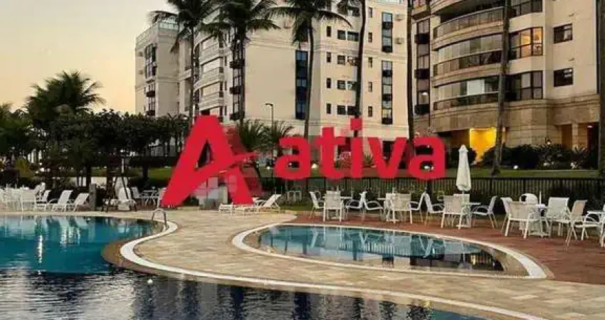 Cobertura duplex a venda no Condomínio Saint Tropez