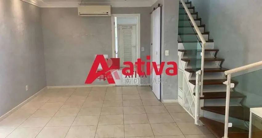 Casa duplex a venda no condomínio jardins de monet - recreio dos bandeirantes