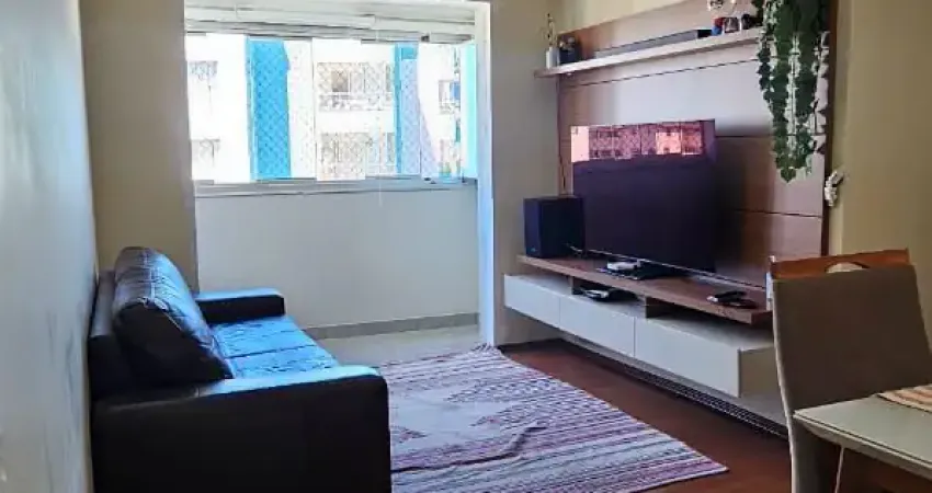 Apartamento de 90m2 com 03 dorms, suíte e 02 vagas na privilegiada Vila Gilda em Santo André.