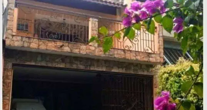 Casa com 4 quartos à venda na Rua Buriti, Alves Dias, São Bernardo do Campo