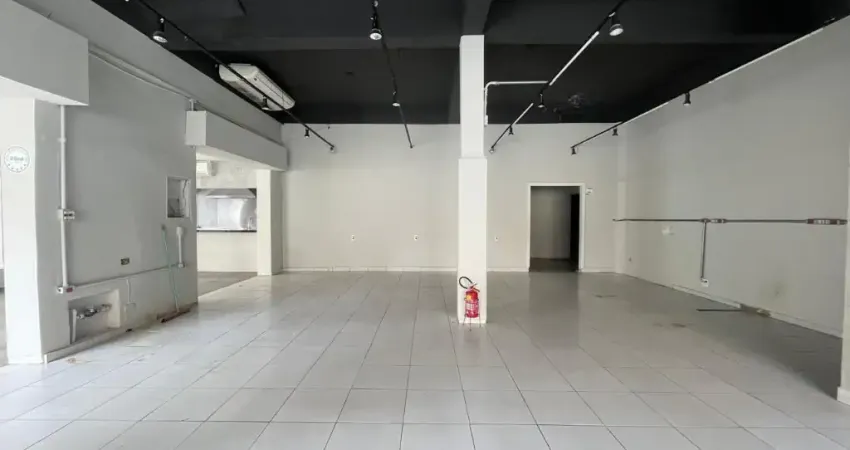 Excelente Salão Comercial de Esquina no Jardim do Mar - Próxima Av. Kennedy.