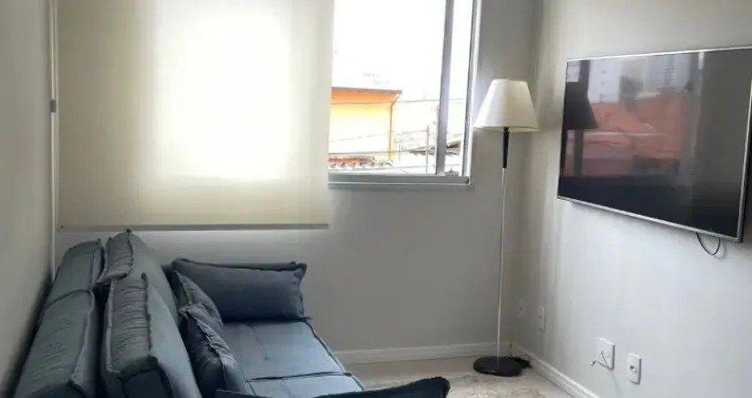 Lindo apartamento todo mobilado com 2 quartos, 1 banheiro e 1 vaga.