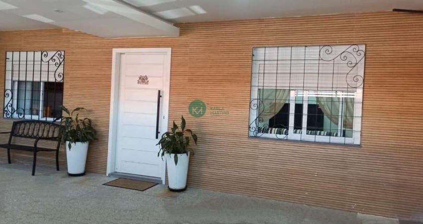 Casa para Venda em Mogi das Cruzes, Vila Oliveira, 3 dormitórios, 3 suítes, 4 banheiros, 2 vagas