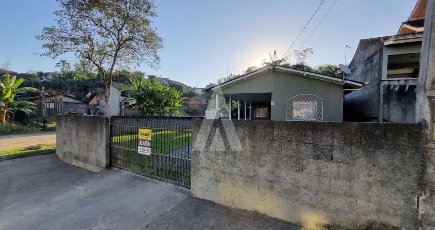 Casa residencial com 2 quartos  para alugar, 104.00 m2 por R$1800.00  - Joao Costa - Joinville/SC