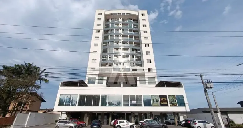 Apartamento com 02 quartos, sendo um suíte, no bairro Bucarein.