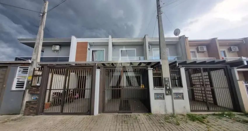 Geminado semi mobiliado com 2 quartos, sendo 1 com sacada e 1 vaga de garagem coberta no Bairro Iririu.