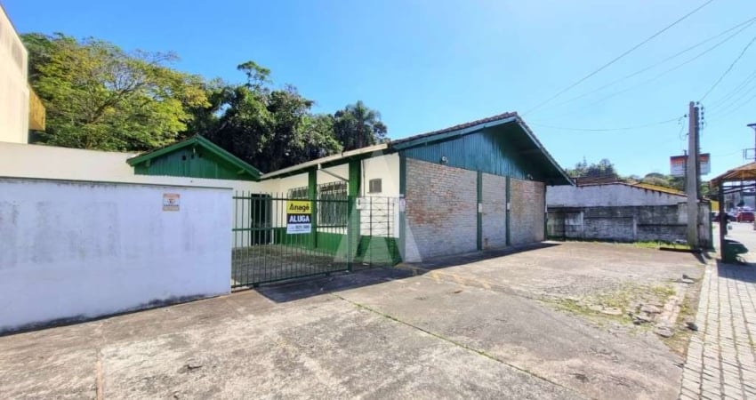 Casa comercial para alugar, 120.00 m2 por R$3000.00  - Gloria - Joinville/SC