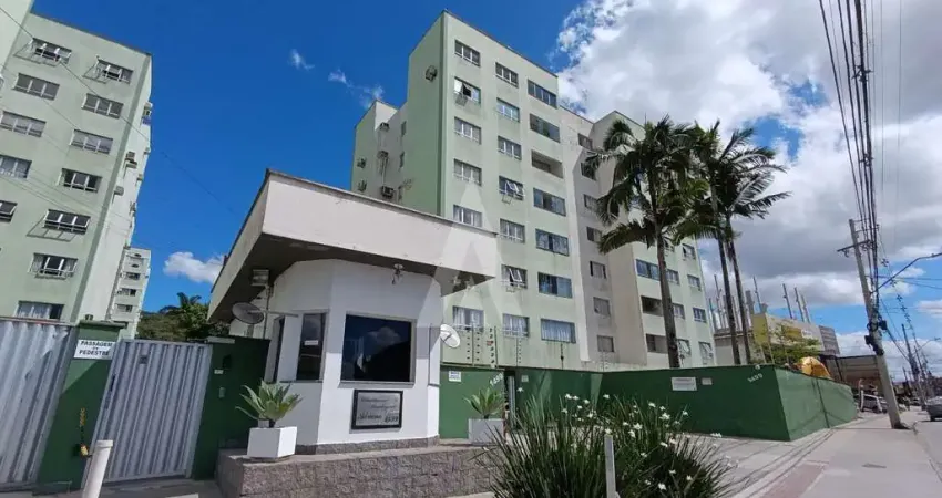 Apartamento com 3 quartos para alugar na Rua Albano Schmidt, Boa Vista, Joinville