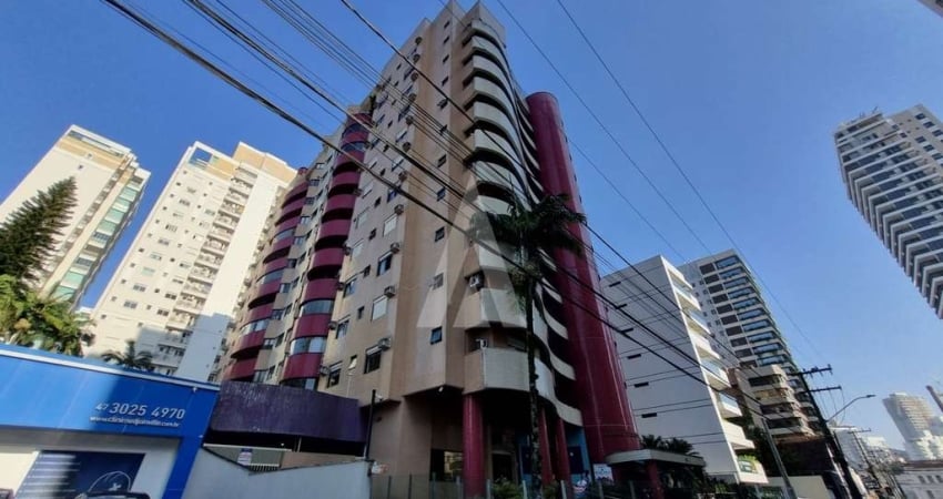 Apartamento com 3 quartos  para alugar, 203.80 m2 por R$3950.00  - Centro - Joinville/SC