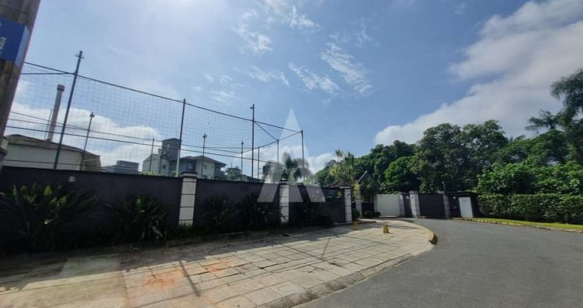 Apartamento com 3 quartos  para alugar, 68.03 m2 por R$1750.00  - Santo Antonio - Joinville/SC