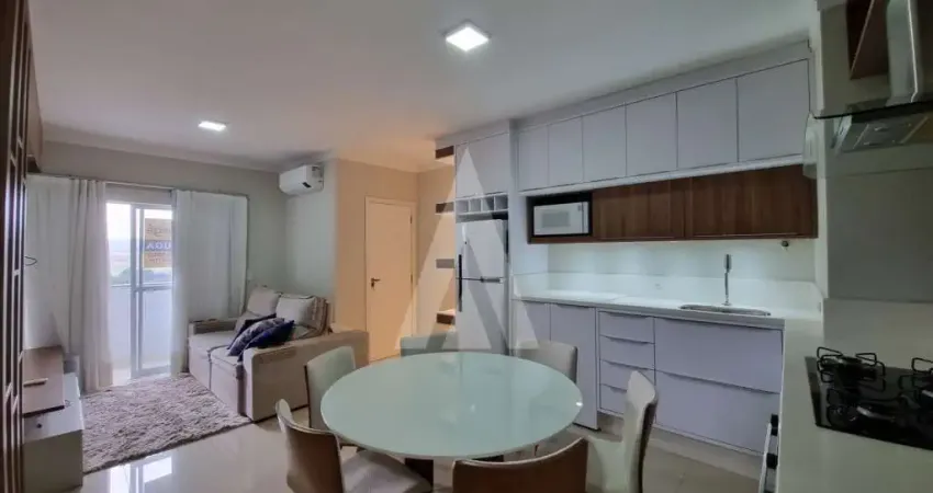 Apartamento mobiliado com 2 quartos sendo 1 suite, no bairro Costa e Silva.
