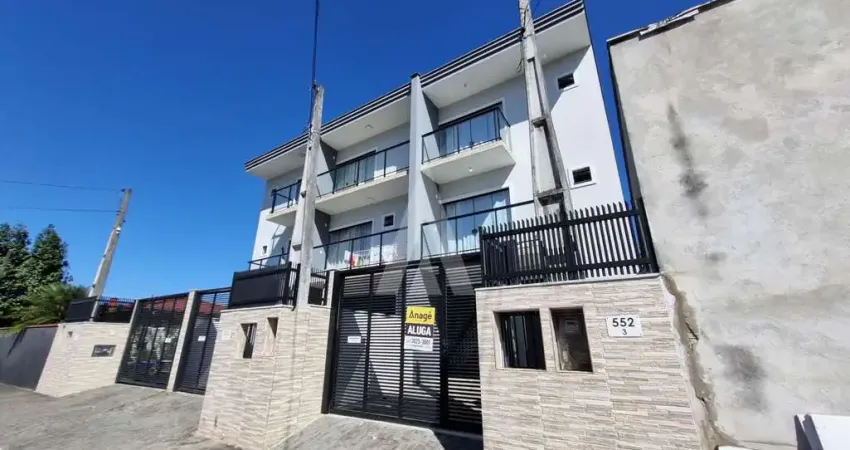 Casa com 3 quartos para alugar na Rua Martinho Van Biene, Iririú, Joinville