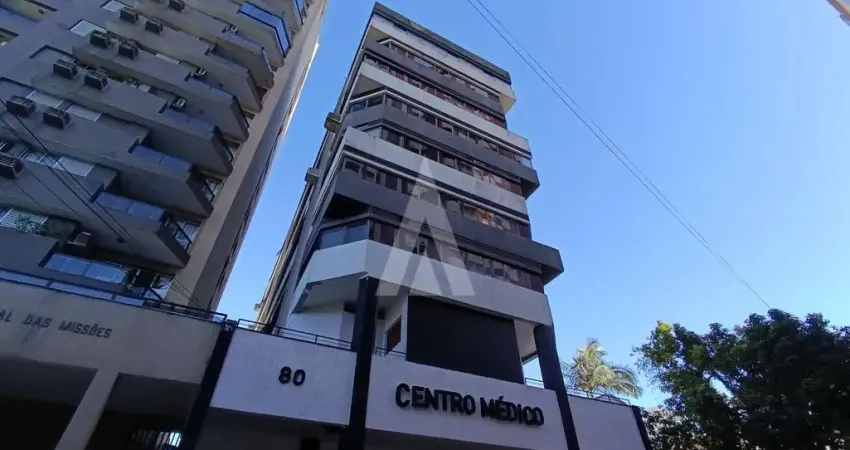 Sala para alugar, 48.36 m2 por R$980.00  - Centro - Joinville/SC