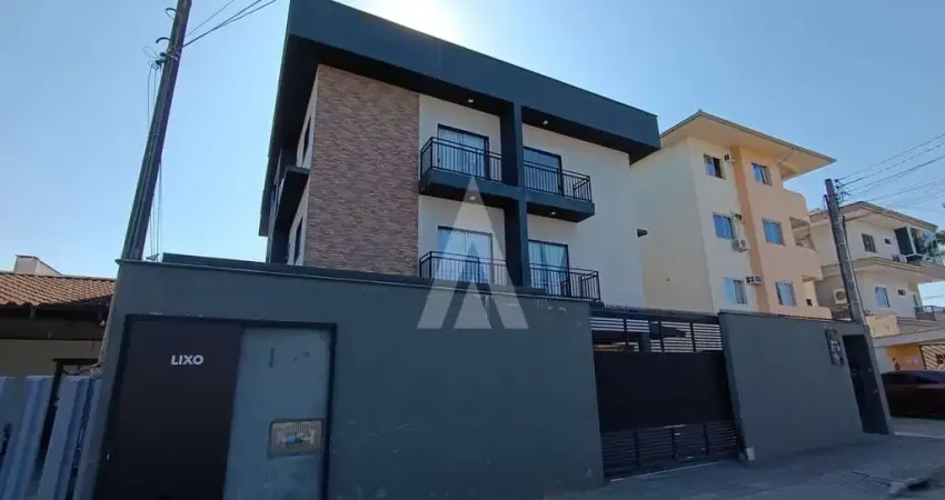 Apartamento com 2 quartos  para alugar, 57.34 m2 por R$1490.00  - Jardim Iririu - Joinville/SC