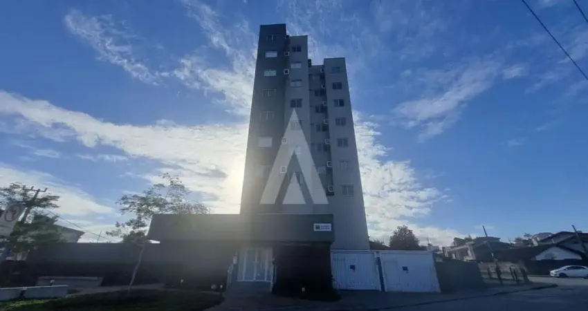 Apartamento com 2 quartos, sacada com churrasqueira, 1 vaga de garagem, prédio com elevador no bairro costa e silva